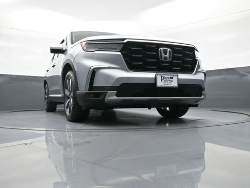Certified 2023 Honda Pilot Touring image 30