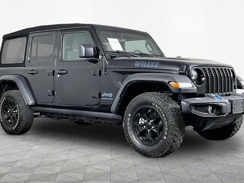 Used 2023 Jeep Wrangler Unlimited AWD/4WD image 2