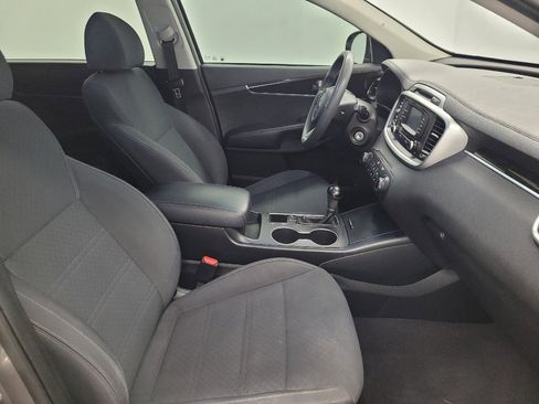 Used 2018 Kia Sorento L FWD image 21