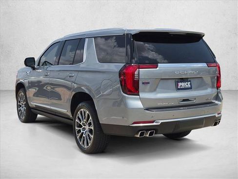 Used 2025 GMC Yukon Denali w/ Denali Reserve Package AWD/4WD image 8