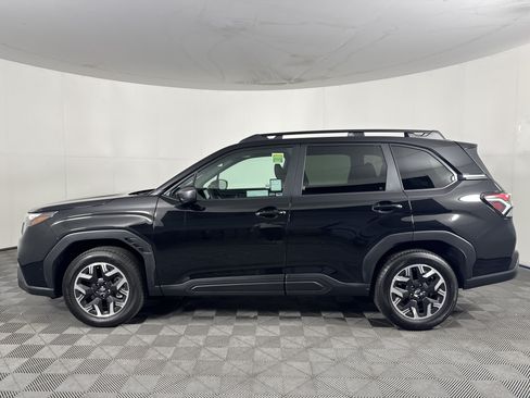 Used 2026 Subaru Forester Premium AWD/4WD image 10