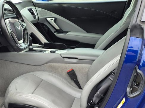 Used 2017 Chevrolet Corvette Stingray Coupe image 14