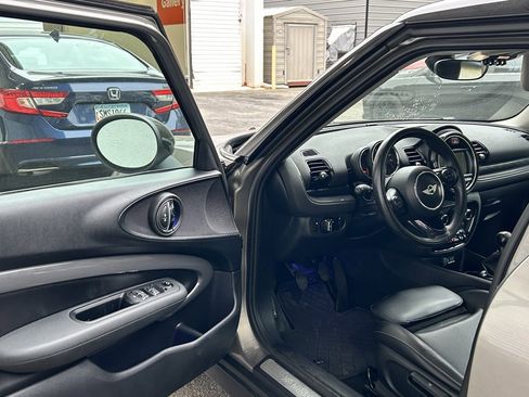 Used 2017 MINI Cooper Clubman S image 4