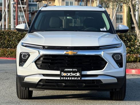 New 2026 Chevrolet TrailBlazer LT w/ Convenience Package image 9