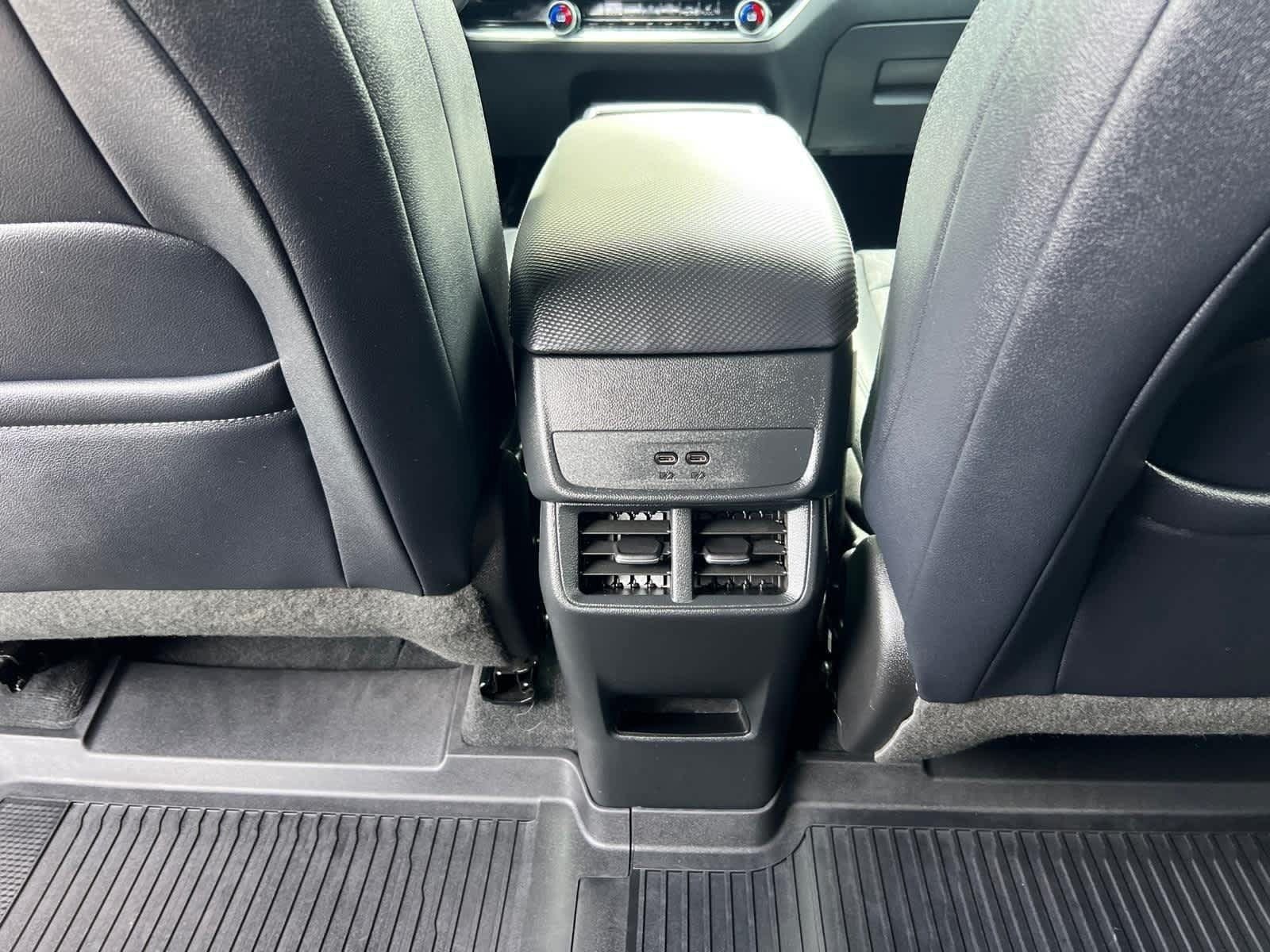 Certified 2026 Chevrolet Equinox LT w/ Convenience Package II AWD/4WD image 30
