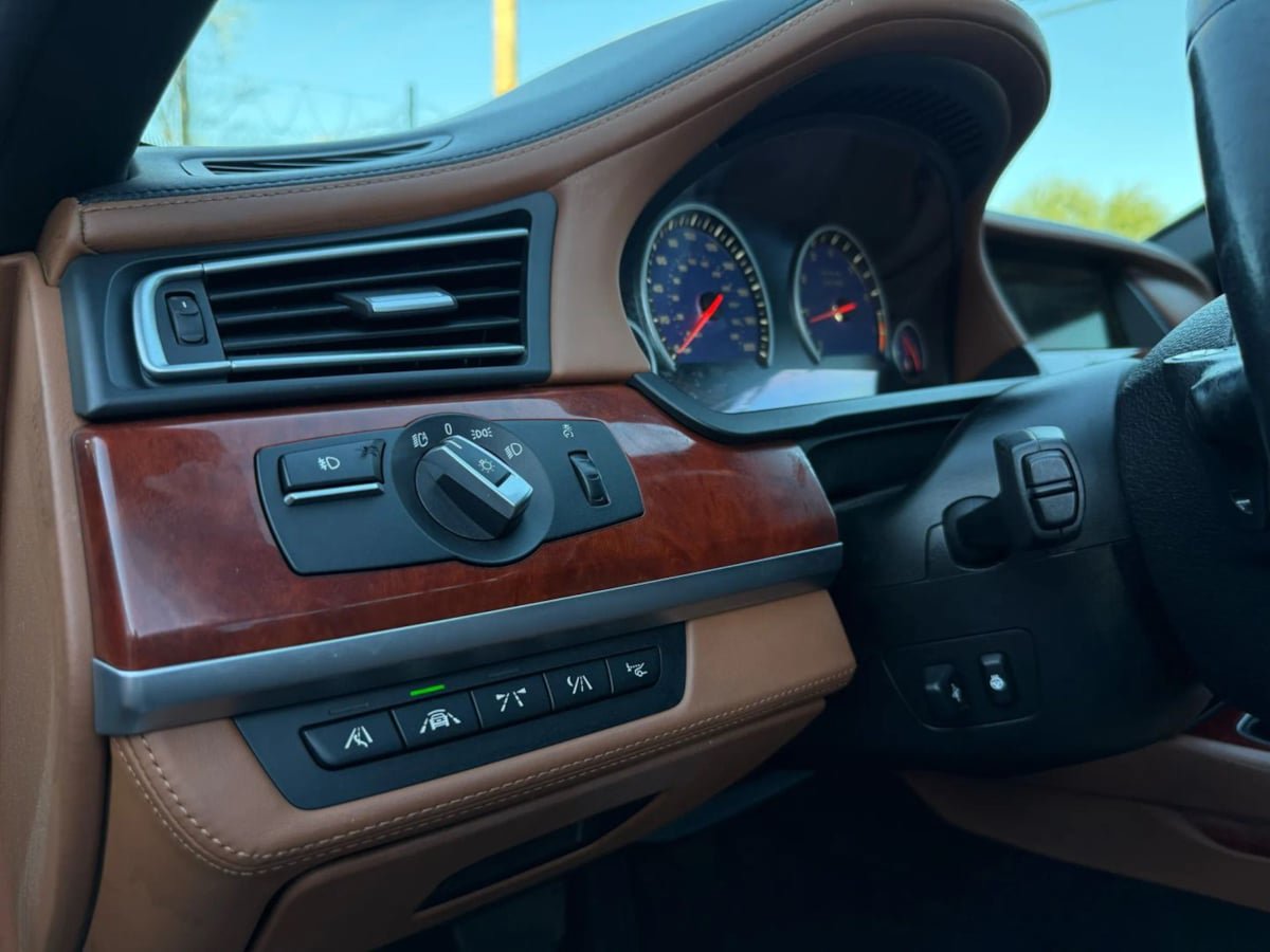Used 2013 BMW ALPINA B7 RWD image 39