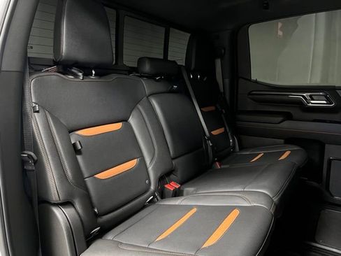 Used 2024 GMC Sierra 1500 AT4 w/ Technology Package AWD/4WD image 51