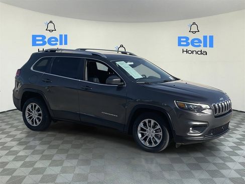 Used 2021 Jeep Cherokee Latitude Plus image 6