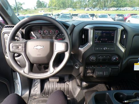 New 2026 Chevrolet Silverado 1500 W/T w/ Trailering Package AWD/4WD image 13