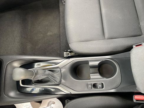 Used 2024 Toyota Corolla LE image 28