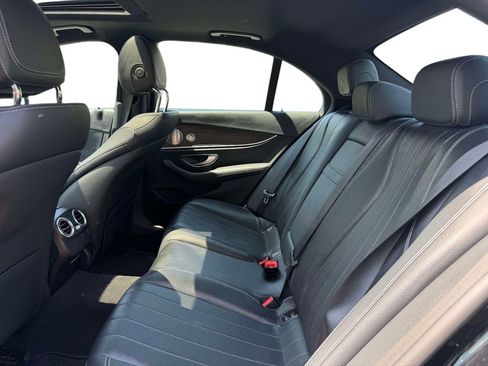 Used 2022 Mercedes-Benz E 350 4MATIC Sedan image 21