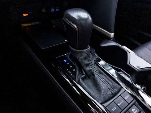 Used 2025 Toyota Camry XSE w/ Premium Package FWD image 34