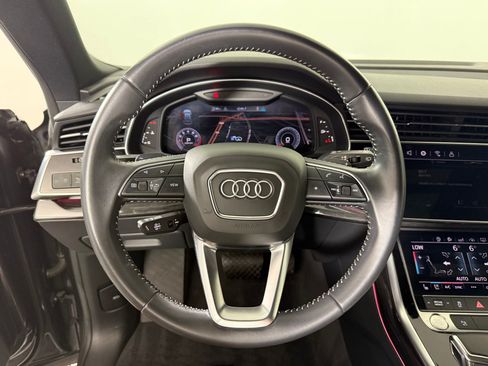 Used 2020 Audi Q8 Premium Plus w/ Premium Plus Package AWD/4WD image 10