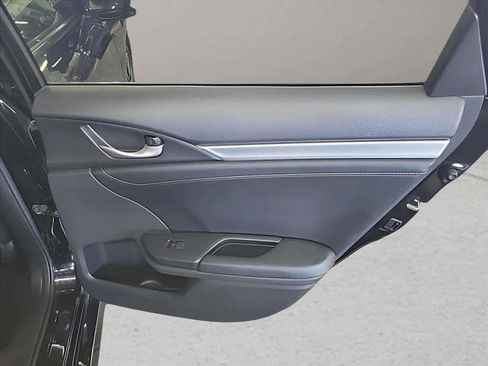 Used 2018 Honda Civic EX-L image 26