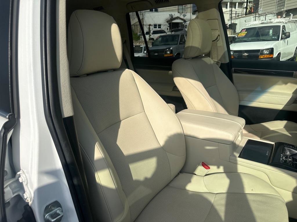 Used 2020 Lexus GX 460 Premium w/ Premium Package AWD/4WD image 39