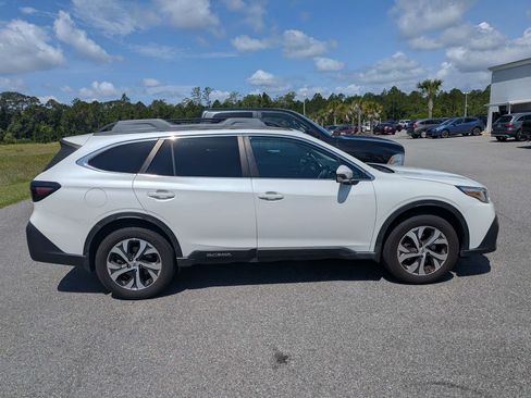 Used 2021 Subaru Outback Limited w/ Popular Package #2 AWD/4WD image 3