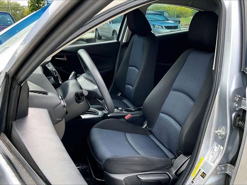 Used 2017 Toyota Yaris iA image 8