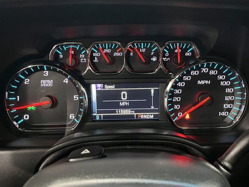 Used 2015 Chevrolet Suburban LTZ AWD/4WD image 16