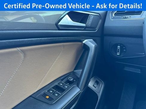Certified 2024 Volkswagen Tiguan SE w/ Panoramic Sunroof Package AWD/4WD image 20