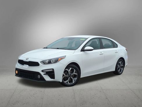 Used 2021 Kia Forte LXS image 1