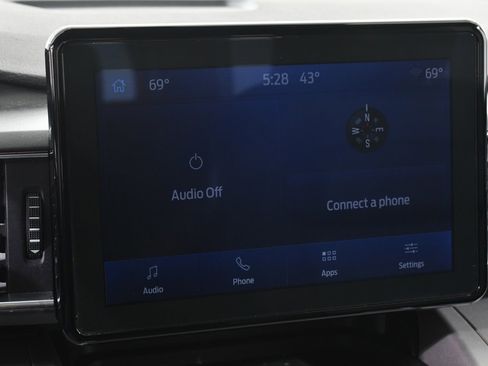 Used 2023 Ford Explorer XLT w/ Equipment Group 202A image 29