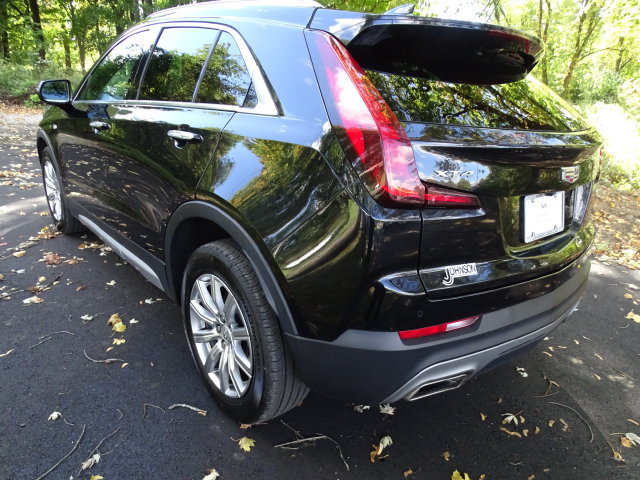 Certified 2023 Cadillac XT4 Premium Luxury AWD/4WD image 18