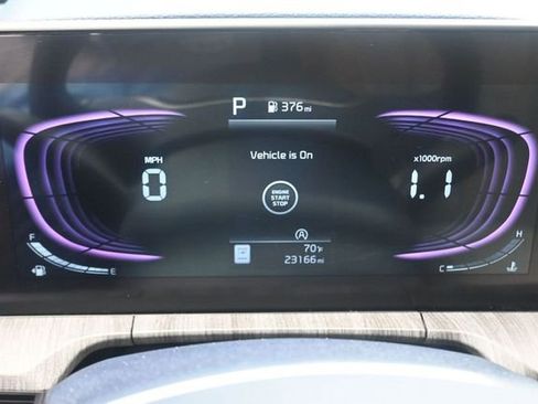 Used 2024 Kia Telluride EX AWD/4WD image 10