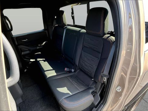 Certified 2023 Nissan Frontier PRO-4X w/ Pro Convenience Package AWD/4WD image 25