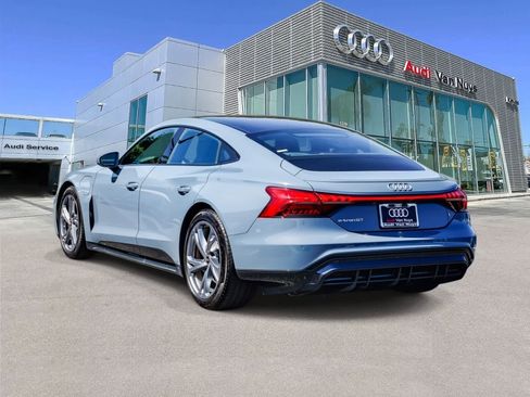 Used 2023 Audi e-tron GT Premium Plus image 2