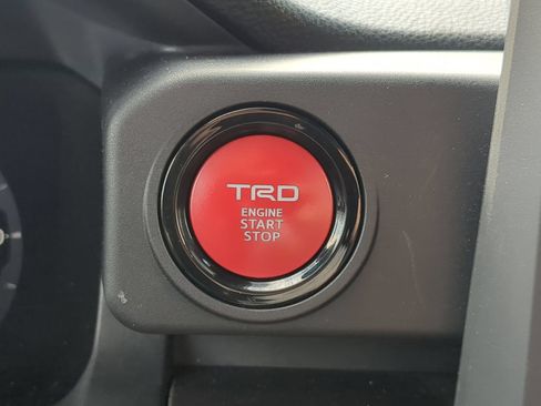 Used 2026 Toyota Tacoma TRD Off-Road AWD/4WD image 18