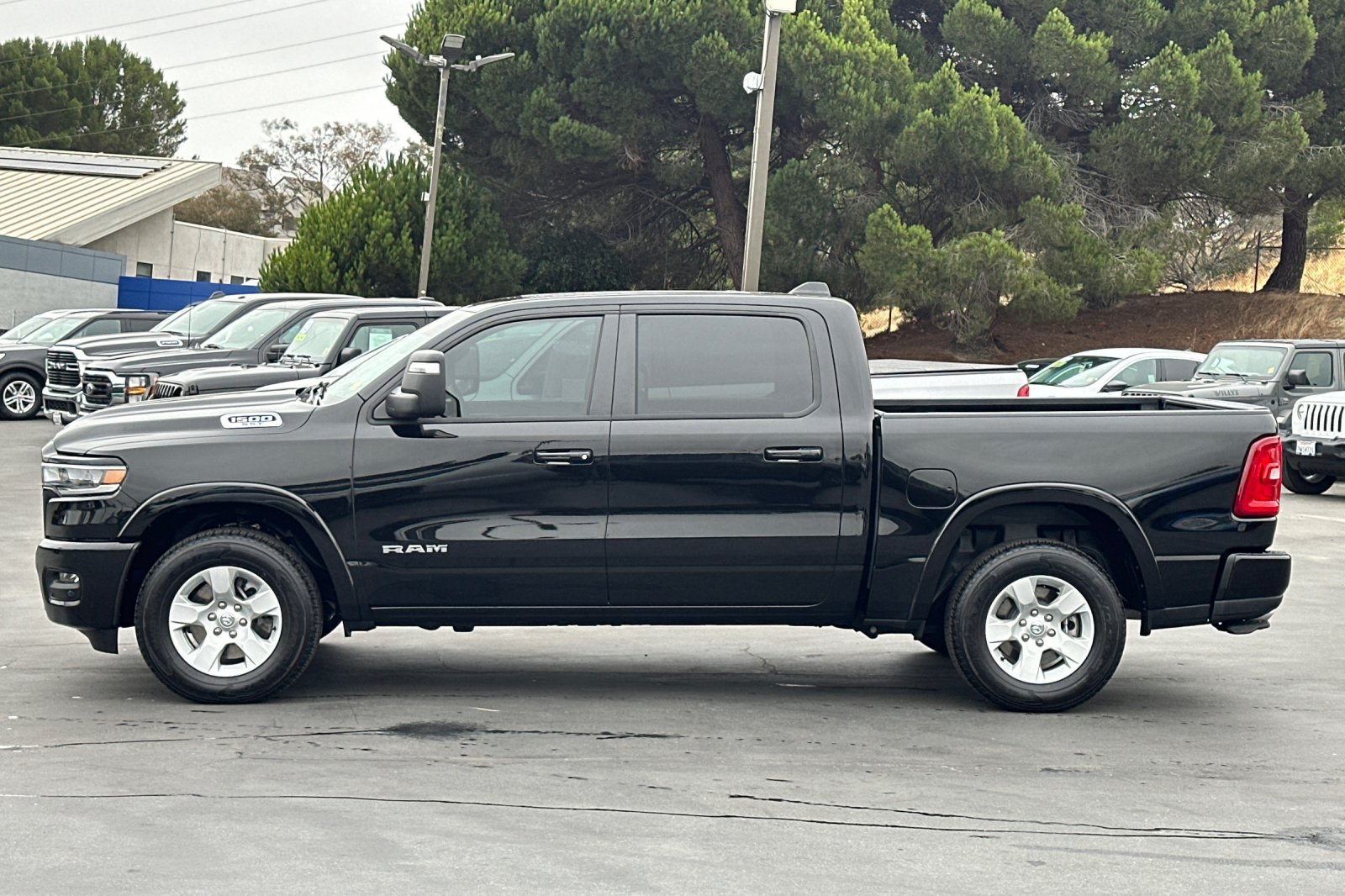 Certified 2025 RAM 1500 Big Horn AWD/4WD image 7