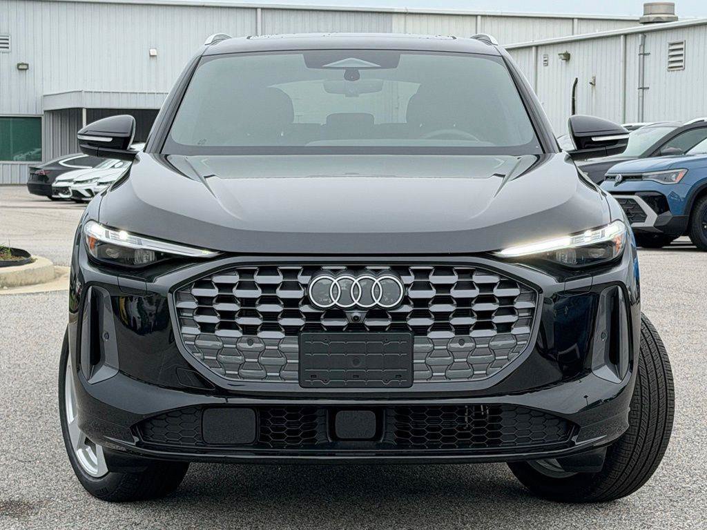 New 2026 Audi Q5 Premium Plus AWD/4WD image 2