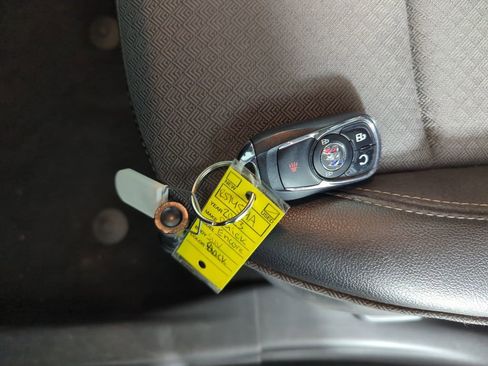 Used 2023 Buick Encore GX Select image 23