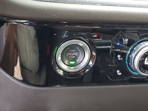 Used 2023 GMC Sierra 1500 SLT w/ SLT Premium Package image 26