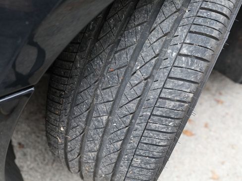 Used 2008 BMW 750i image 22