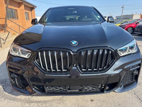 Used 2023 BMW X6 xDrive40i w/ Executive Package AWD/4WD image 3