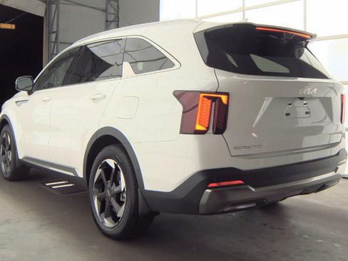 Used 2025 Kia Sorento SX Prestige AWD/4WD image 4