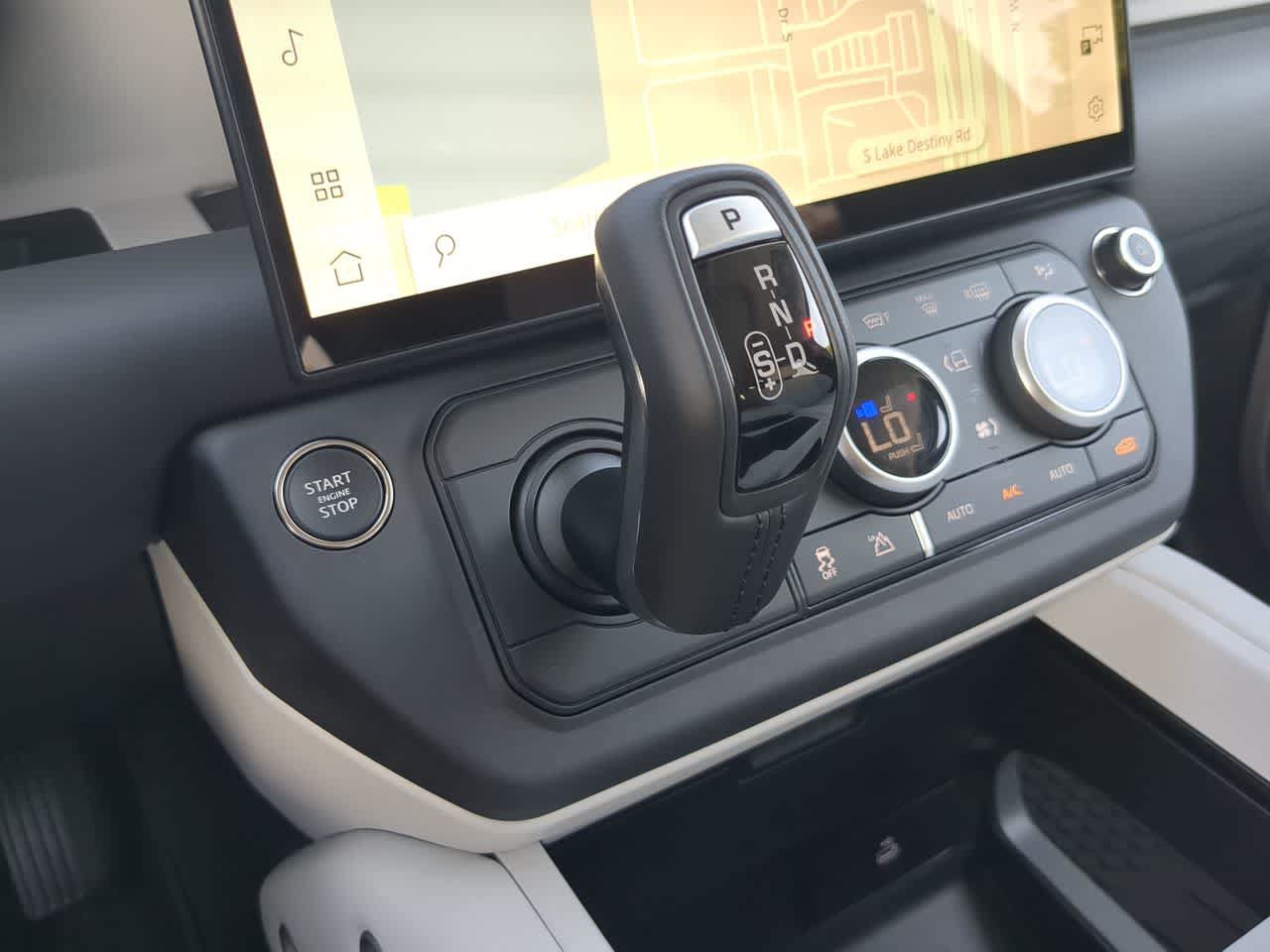 New 2026 Land Rover Defender 110 X-Dynamic SE AWD/4WD image 34
