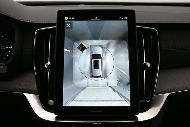 New 2026 Volvo XC90 T8 Ultra w/ Protection Package Premier AWD/4WD image 22