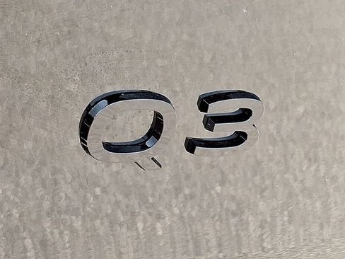 New 2026 Audi Q3 quattro 2.0T AWD/4WD image 19