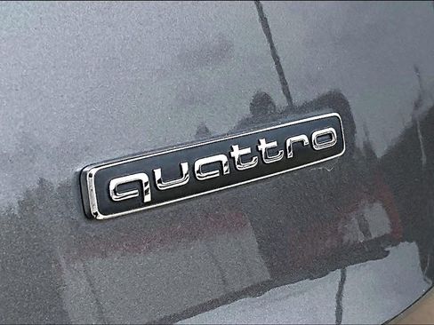Used 2022 Audi Q7 3.0T Prestige AWD/4WD image 10