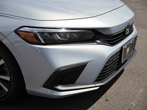 Used 2023 Honda Civic EX image 12