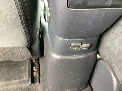 Used 2020 Nissan Versa SR image 31