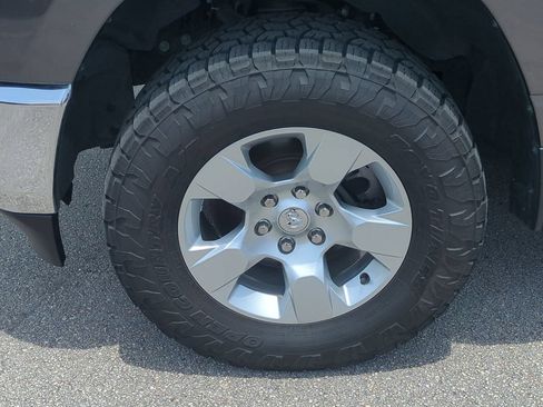 Used 2023 RAM 1500 Big Horn RWD image 12