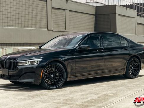 Used 2020 BMW 740i w/ Cold Weather Package RWD image 28