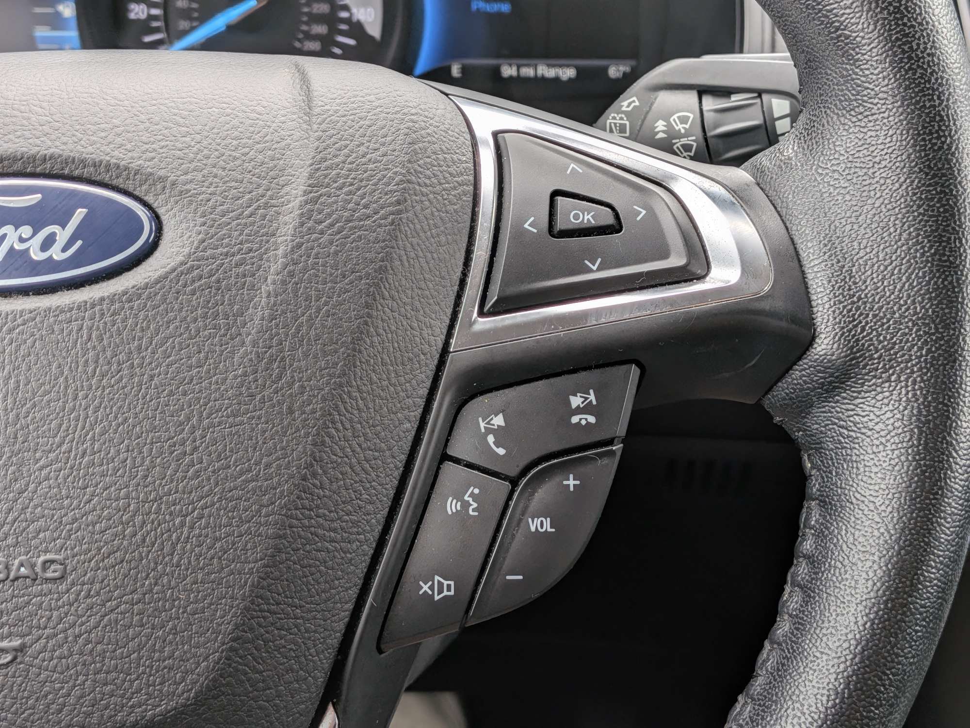 Used 2022 Ford Edge SEL AWD/4WD image 26