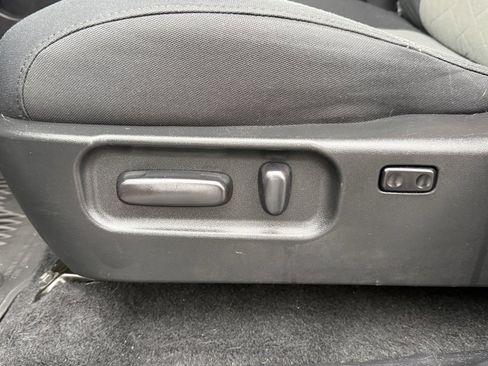 Used 2023 Toyota Tacoma TRD Sport image 30