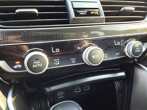 Used 2022 Honda Accord Sport image 28