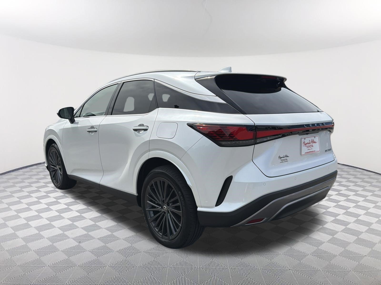 Used 2025 Lexus RX 350 Premium w/ Convenience Package FWD image 14