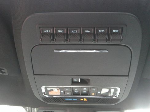 Used 2022 Ford F150 Raptor w/ Equipment Group 801A High image 47